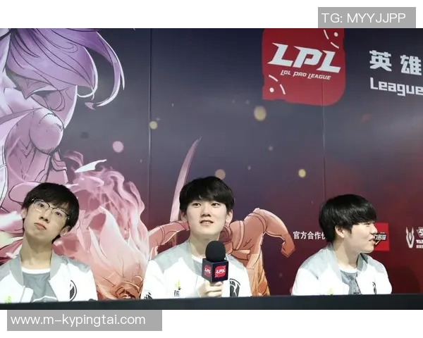 世界杯新闻和平精英状态排名更新FPX战队再创佳绩引发热议